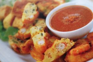 Beancurd Cubes And Prawn Fritters