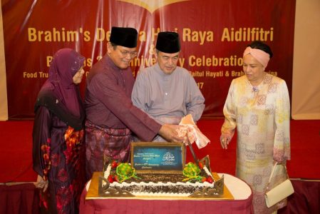Brahim's Dewina Hari Raya Aidilfitri and Brahim's 29th Anniversary celebrations - 16 July 2017