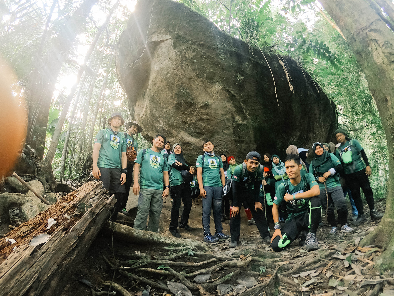 XPDC GUNUNG STONG BERSAMA BRAHIMS OUTDOOR