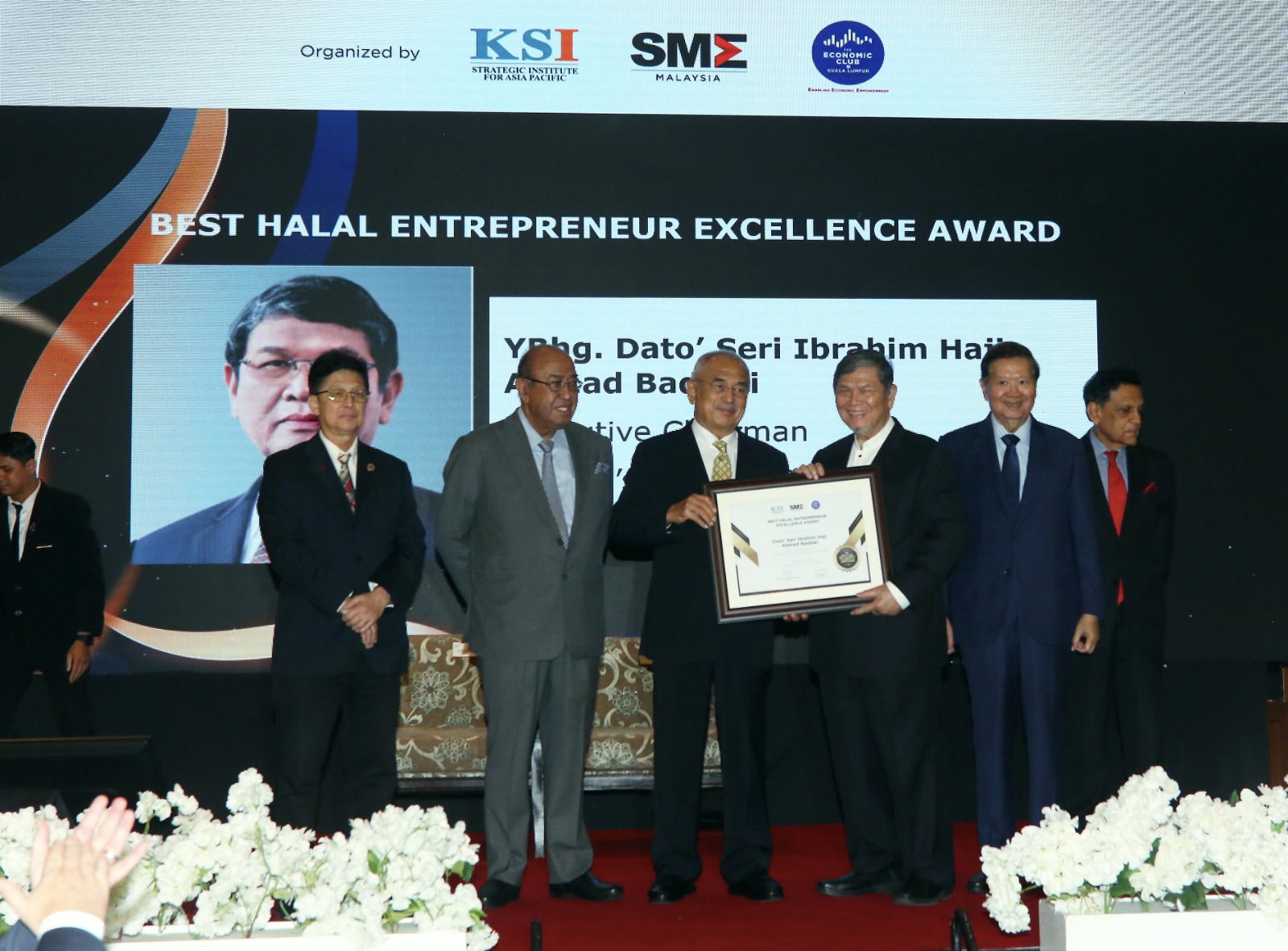 2025 Best Halal Entrepreneur Excellence Award 2025 Best Halal Entrepreneur Excellence Award
