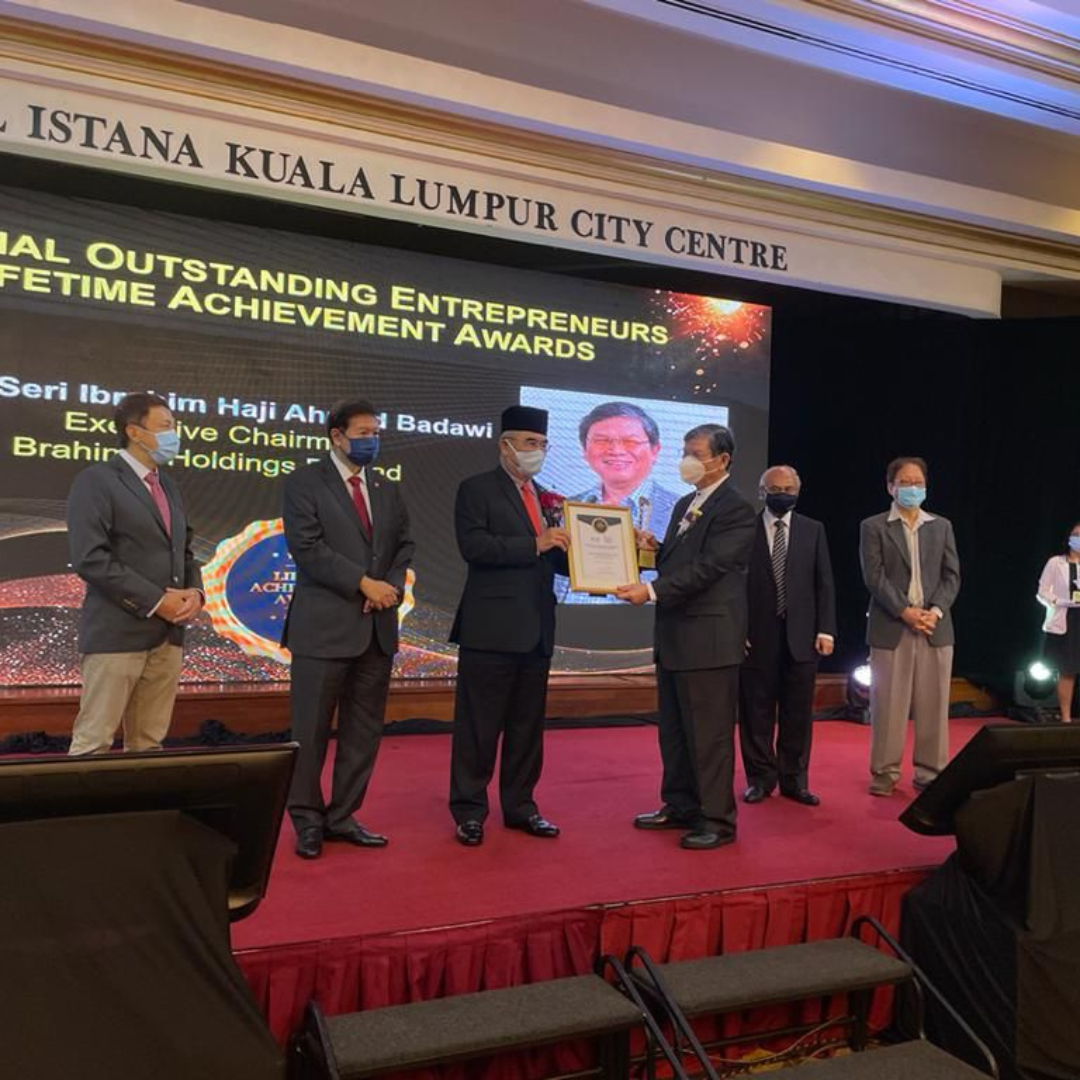 National Outstanding Entrepreneurs Lifetime Achievement Award
